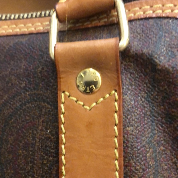 ETRO Milano Red Paisley Boston Weekend Bag With Carry Strap 50 cm - Picture 17 of 17